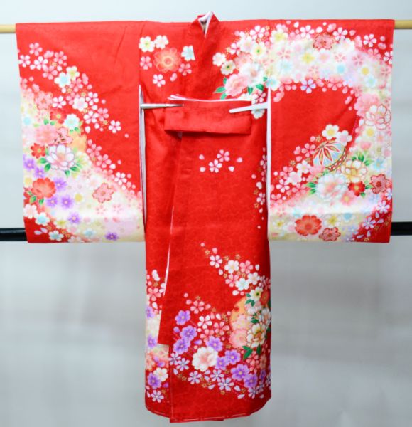 祝い着女子供 産着熨斗目着物 正絹綸子地 赤地に絞りと鼓の金刺繍柄 T69 ベスト お宮参り 産着 女児 正絹 のしめ 金刺繍 綸子地 祝着 NO31893