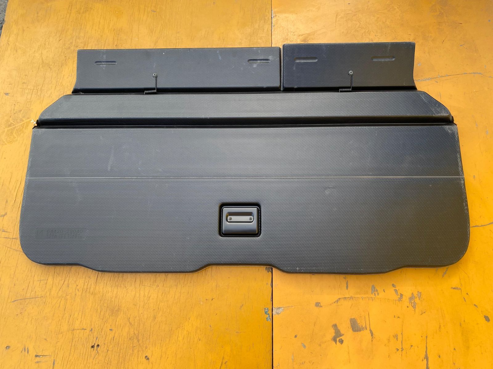 ZT-5253] 純正トヨタ エスティマ ACR50 リアトランク ラゲッジボード