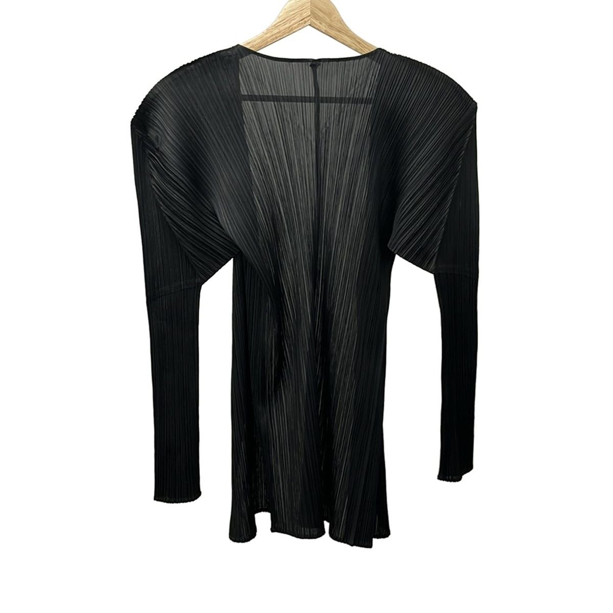PLEATS PLEASE カーディガンと長袖トップスアンサンブル size3 PLEATS PLEASE カーディガンと長袖トップスアンサンブル size3 PLEATS