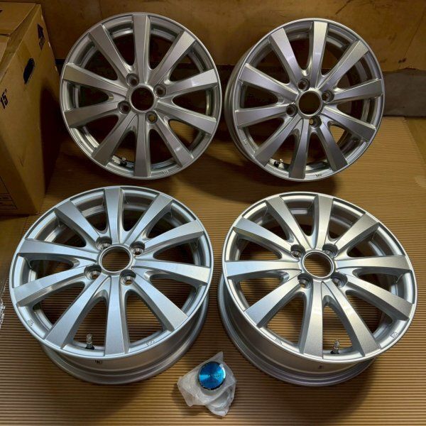 AQUA ravrion RS01 ホイール 15インチ RAVRION RS01 ホイール 4本 5.5J