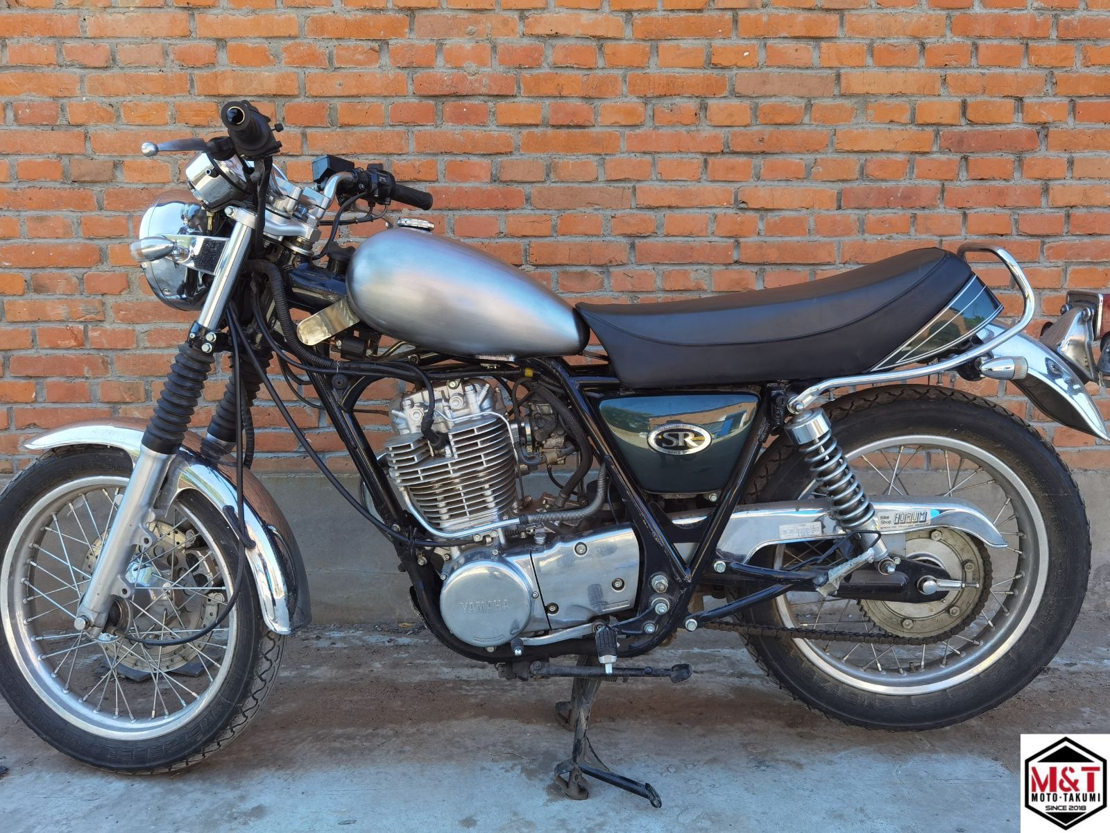 T-98 8L YAMAHA ヤマハ SR400&SR500用 マスタングタンク ワンオフ