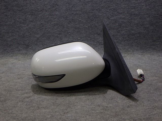 エクシーガ 右ドアミラー YA YA5 カラー37J 9P 91036YC060 スバル 綺麗 260127016