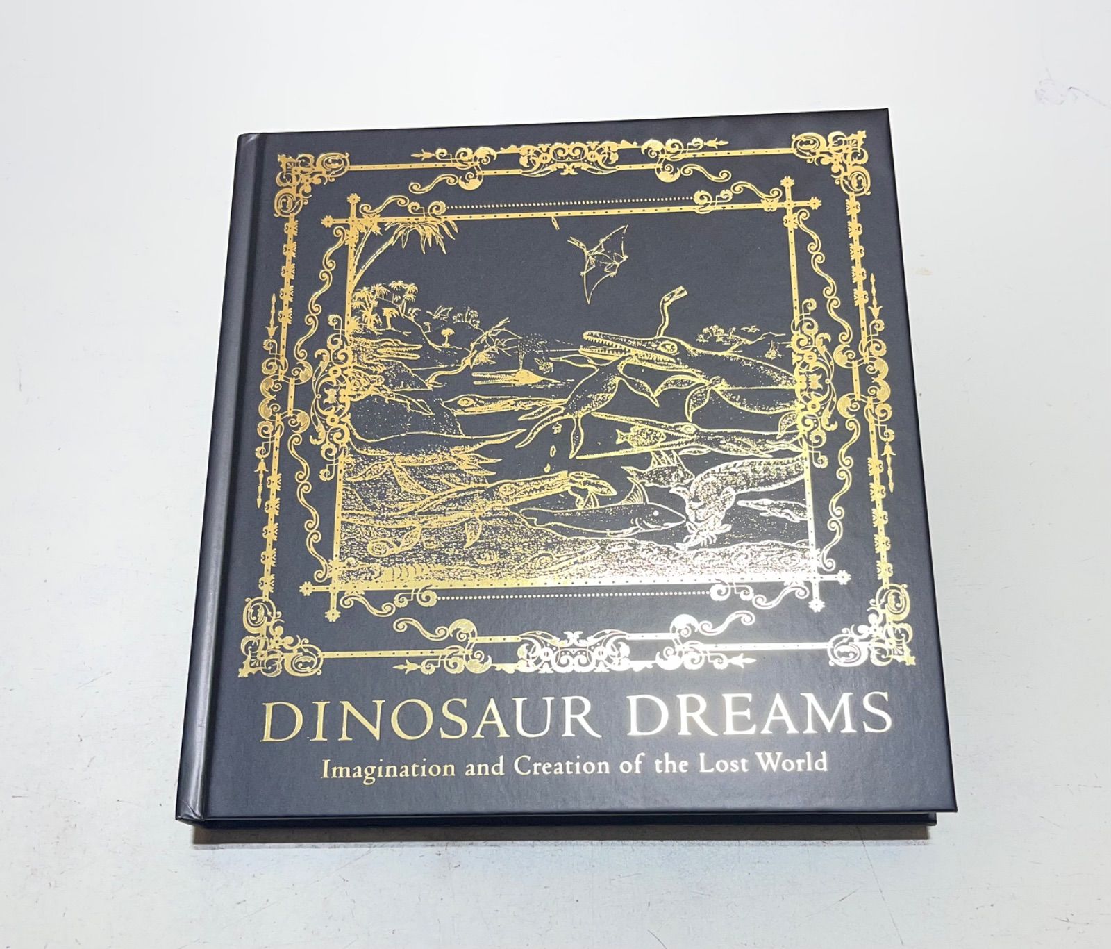 DINOSAUR DREAMS 恐竜図鑑 2023 - メルカリ