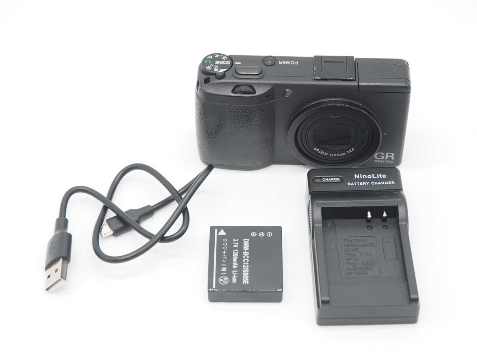 リコー Ricoh GR Digital 8.1MP Black Compact Camera 15267 Shots