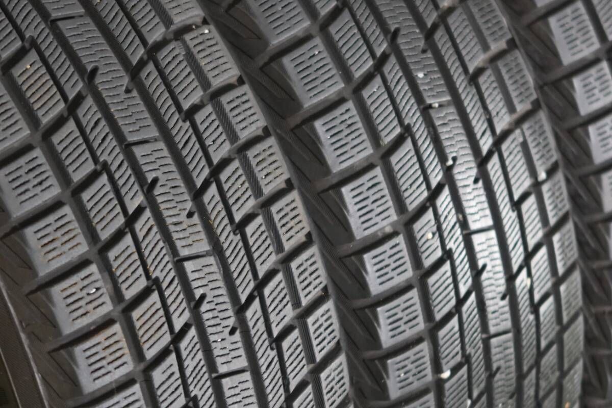 バリ溝/スタッドレス＞プラクティバ ICEBP02 175/70R14 2021年製 4本