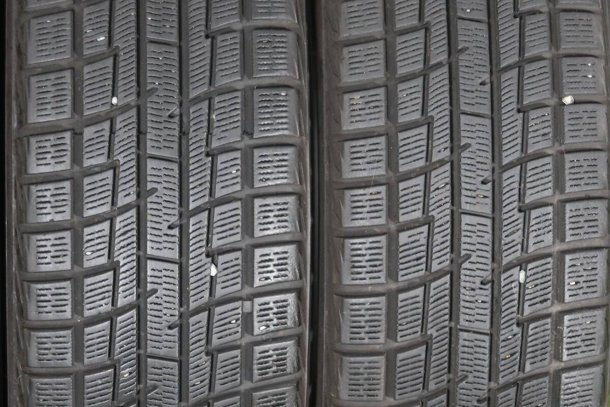 バリ溝/スタッドレス＞プラクティバ ICEBP02 175/70R14 2021年製 4本