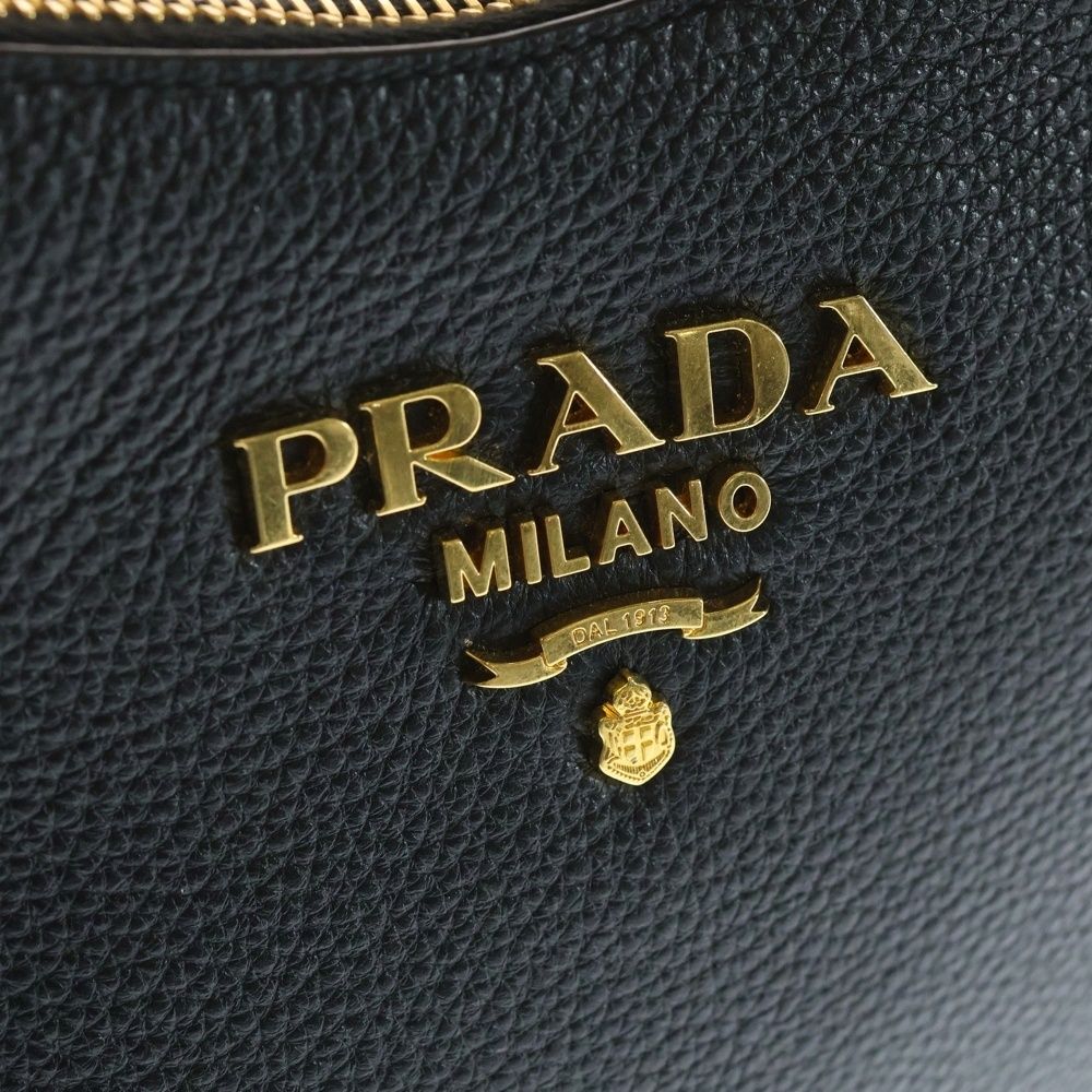 PRADA (プラダ) VITELLO PHENIX ヴィッテロフェニックス レザー