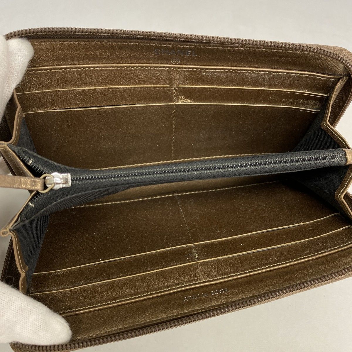 6ad4777】シャネル 長財布 レザー ブロンズ シルバー金具【中古