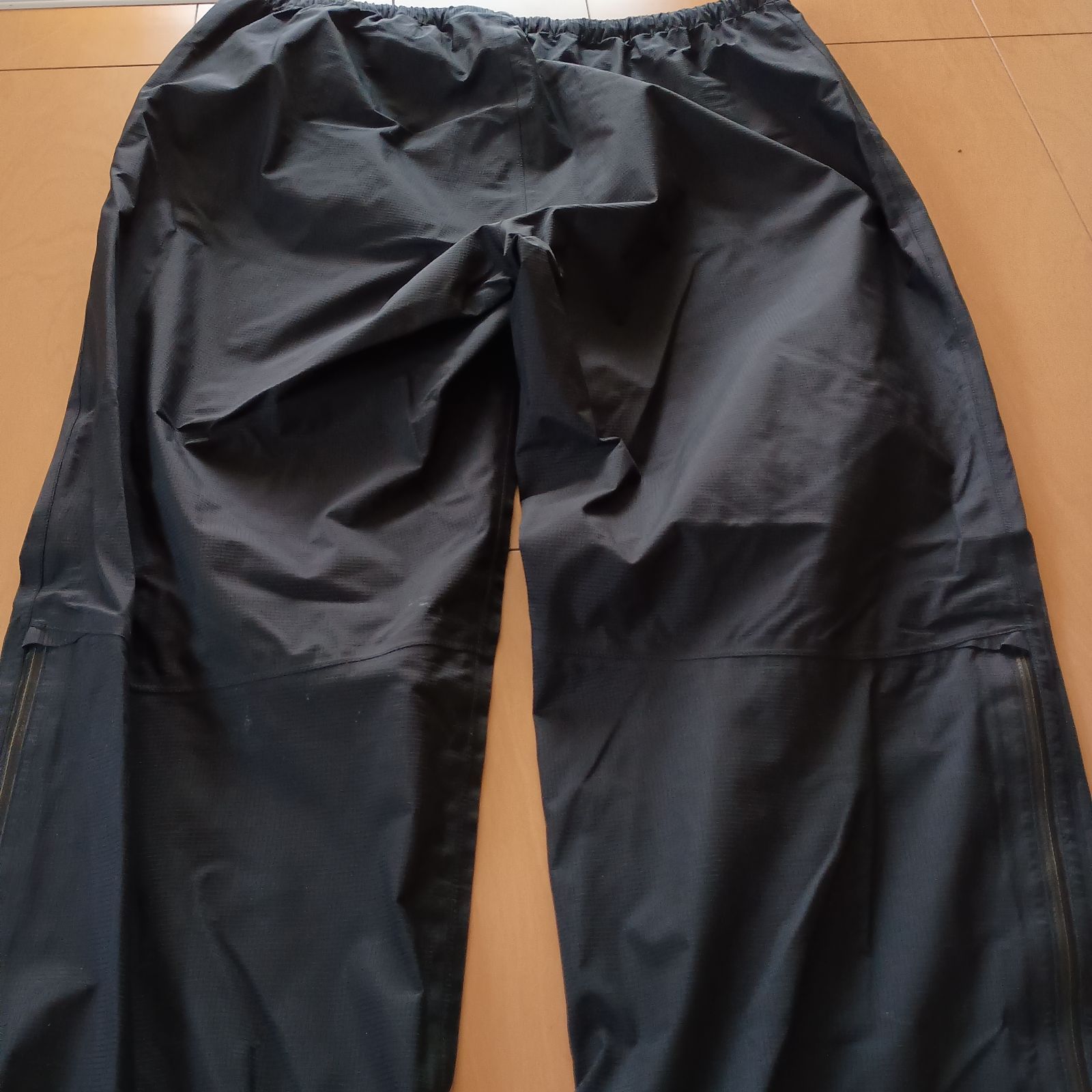 新品同様　未着用　モンベル　レインダンサーパンツ　ゴアテックス　登山　L－Ｓ L◇モンベル◇レインダンサー パンツ L-S GORE-TEX ゴアテックス