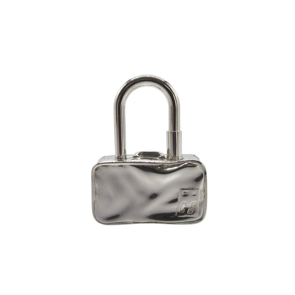 新品同様 エルメス カデナ 美しき逃避行 Le chappee belle 2009