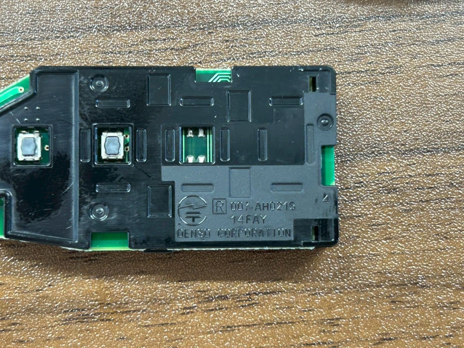 384【最安値！早い者勝ち！】トヨタ 純正 スマートキー 2ボタン 007