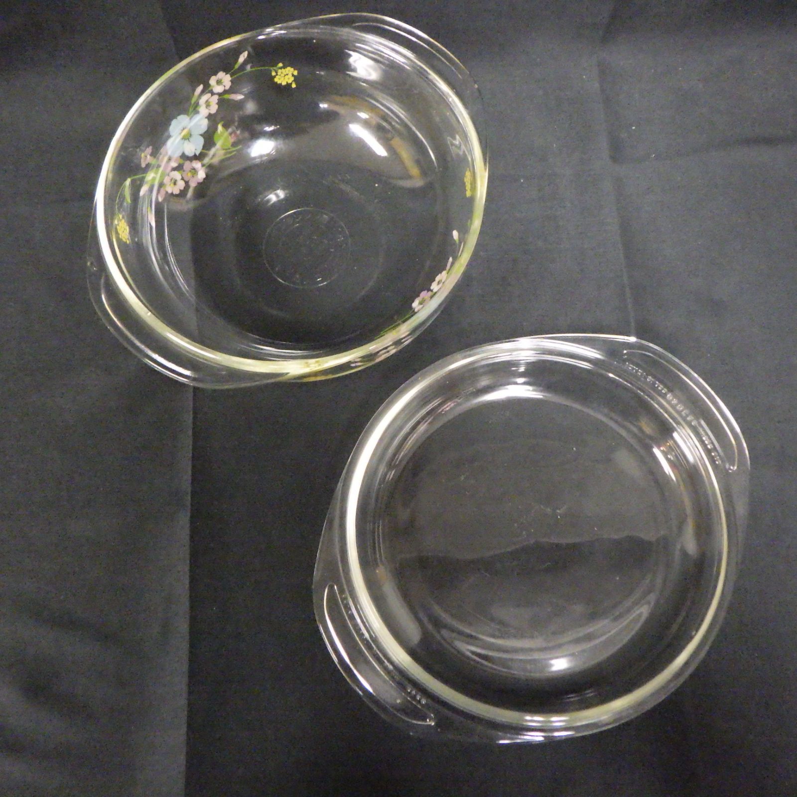 昭和 レトロ PYREX IWAKI 耐熱 ガラス 容器 蓋つき 両手鍋 花柄