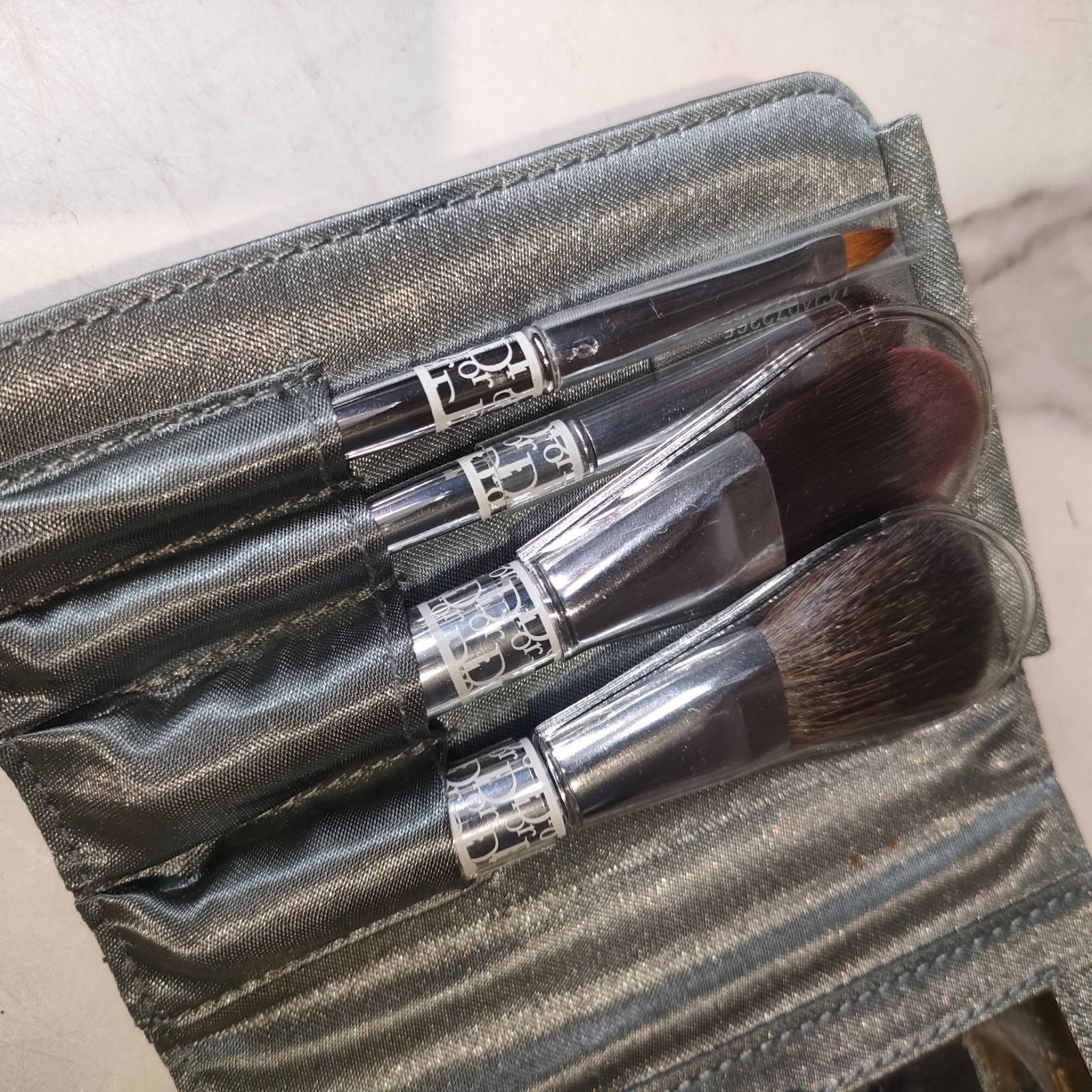 【新品未使用】DIOR ディオール　メイクブラシ Christian Dior - 【新品・未使用】⭐︎Dior ディオール フェイス