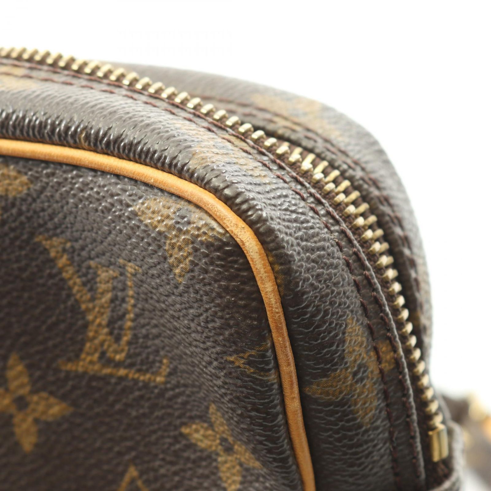LOUIS VUITTON ルイ・ヴィトン ダヌーブ ショルダーバッグ - メルカリ