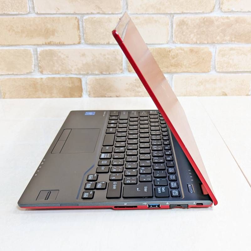 オフィス付☆新品SSD256・軽い！コンパクト☆初心者OK！Windows11