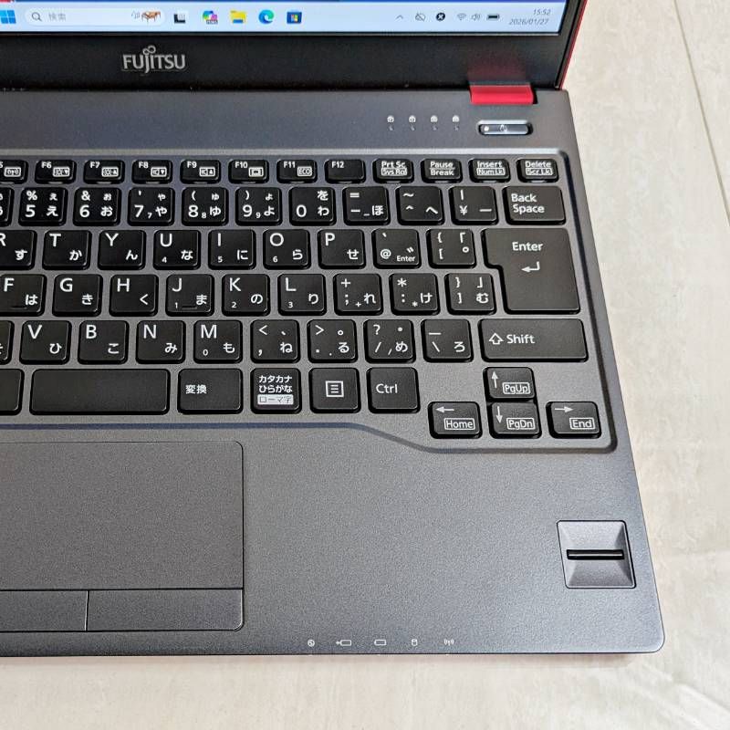 オフィス付☆新品SSD256・軽い！コンパクト☆初心者OK！Windows11