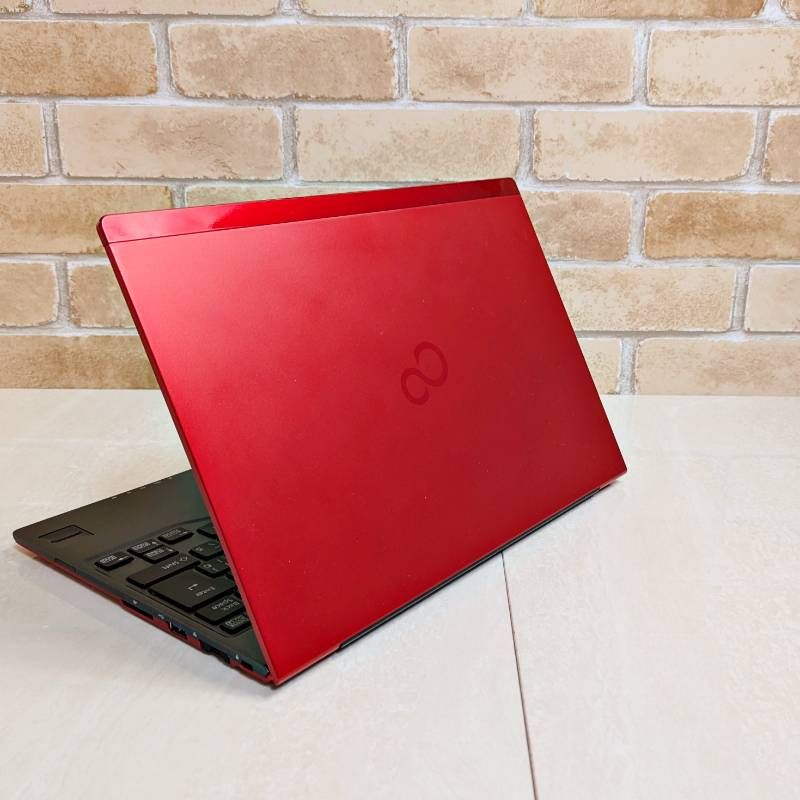 美品　赤　新品SSD256GB⭐️windows11　ノートパソコン　722 美品 赤 新品SSD256GB⭐️windows11 ノートパソコン 722 美品 赤 新品