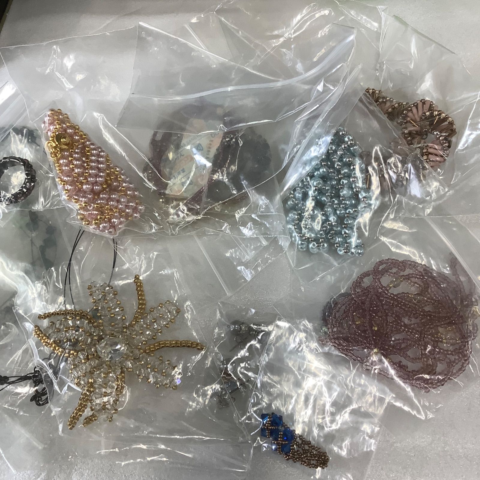 現状品】 ビーズ アクセサリー まとめ売り S332 - メルカリ
