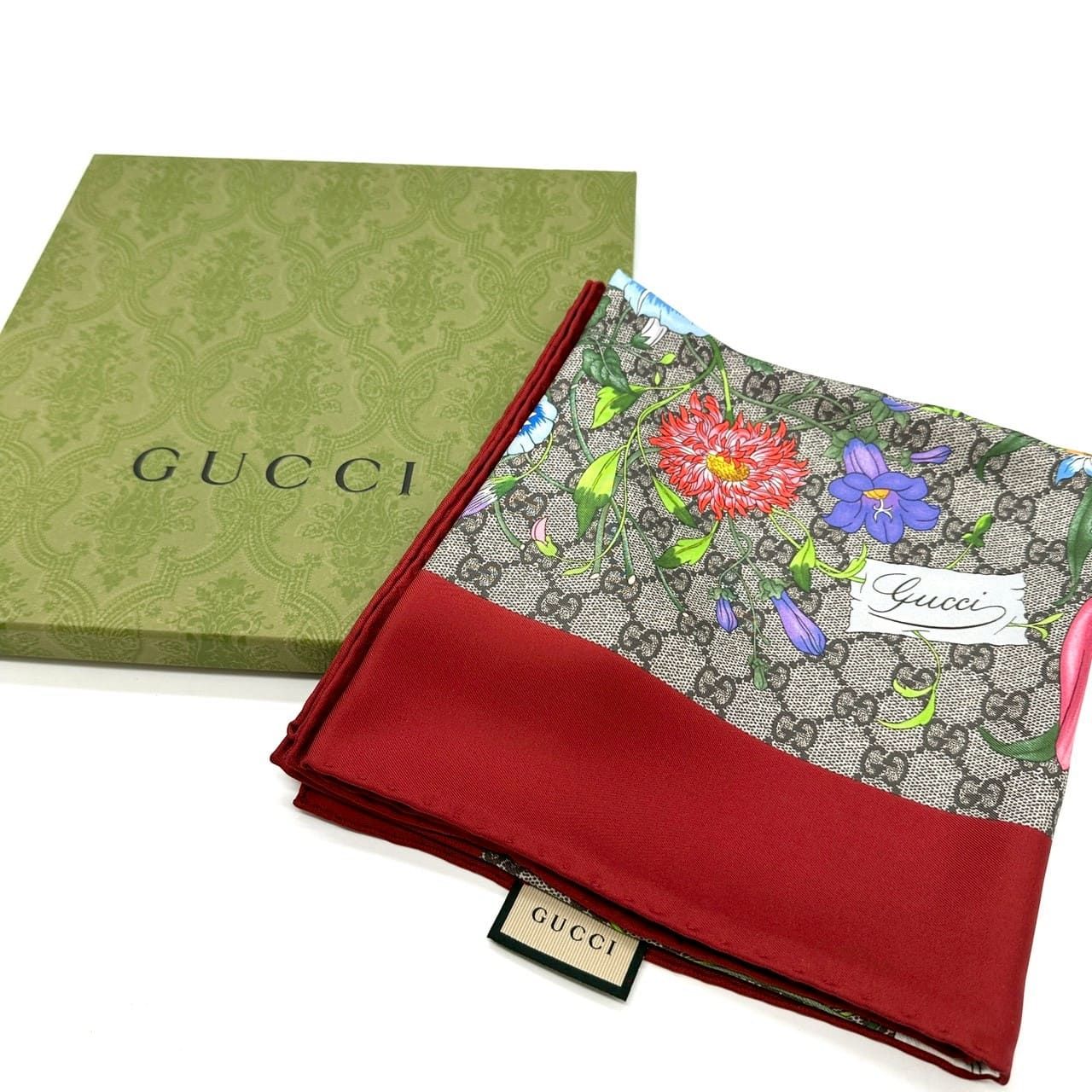 【新品未使用】GUCCI 花柄 GGロゴ スカーフ 美品 箱あり GUCCI グッチ GG フローラ フラワー 花柄 スカーフ シルク