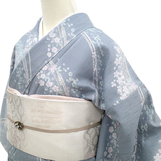 新古品】 小紋 着物 未使用 正絹 袷 染め柄 淡ブルーグレー 桜 花 流線
