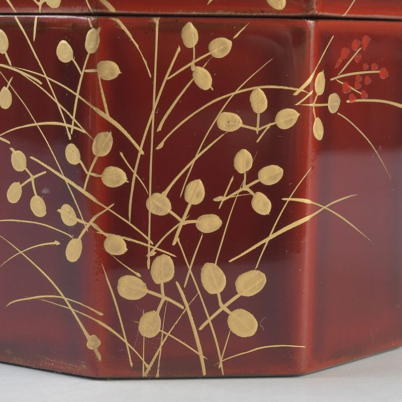 茶道具　塗師　千穂造　井伊大老好　萩に雁蒔絵　八角棗　共箱　V　5864 茶道具 塗師 千穂造 井伊大老好 萩に雁蒔絵 八角棗 共箱 V S649 - メルカリ