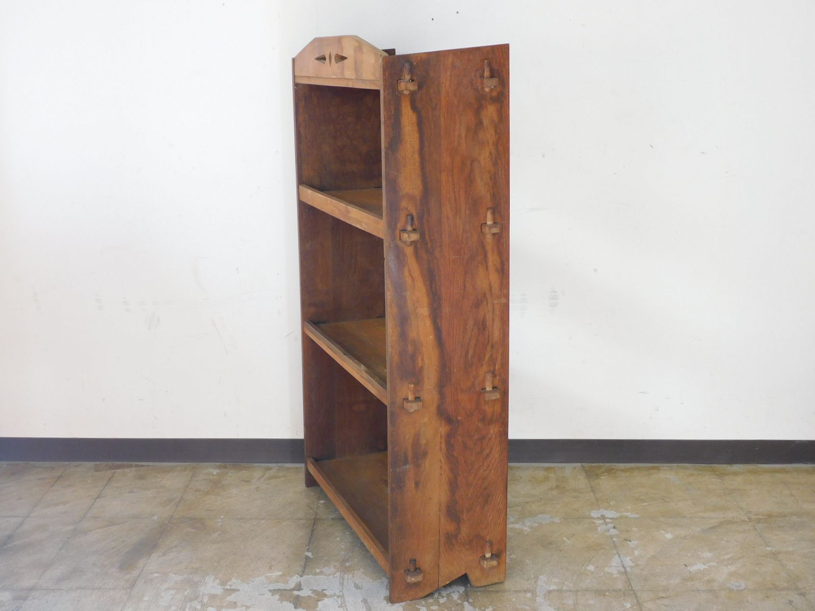 ふるい木味 楔留めの陳列棚 HK-a-05806 / 無垢材 オープンラック