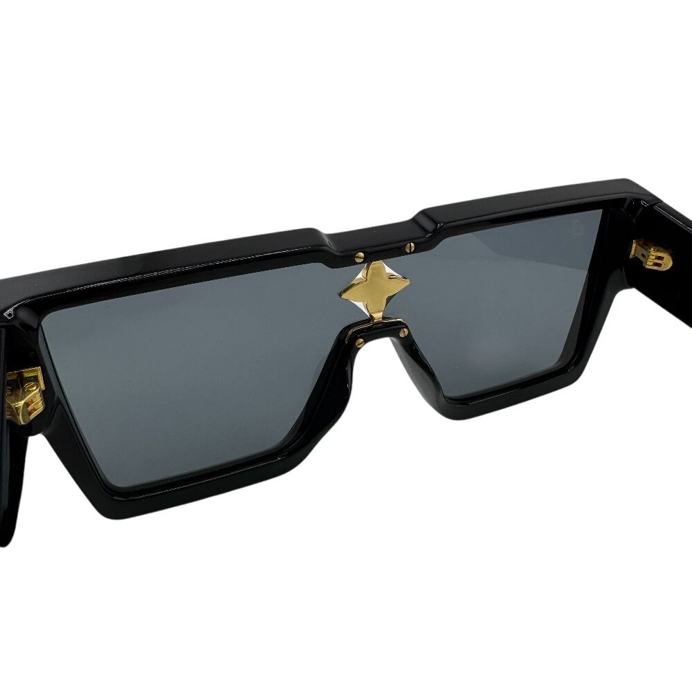 Louis Vuitton ブラック サングラス Louis Vuitton サングラス《CLASH》ブラック ロゴ 直営店 (Louis