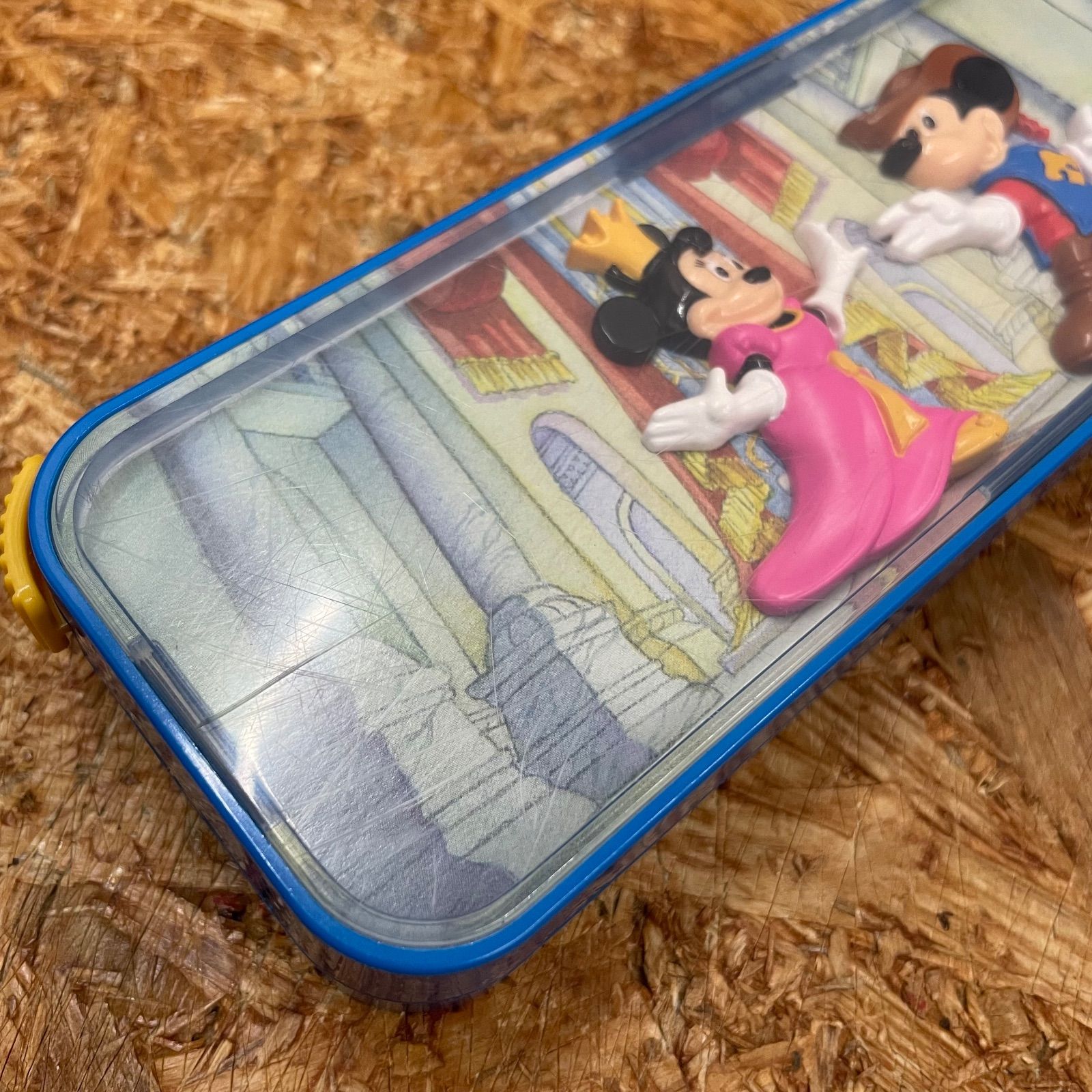 disney 2004 限定 ミッキー 誕生日記念ピンズセット　激レア 希少 disney 2004 限定 ミッキー 誕生日記念ピンズセット激レア 希少