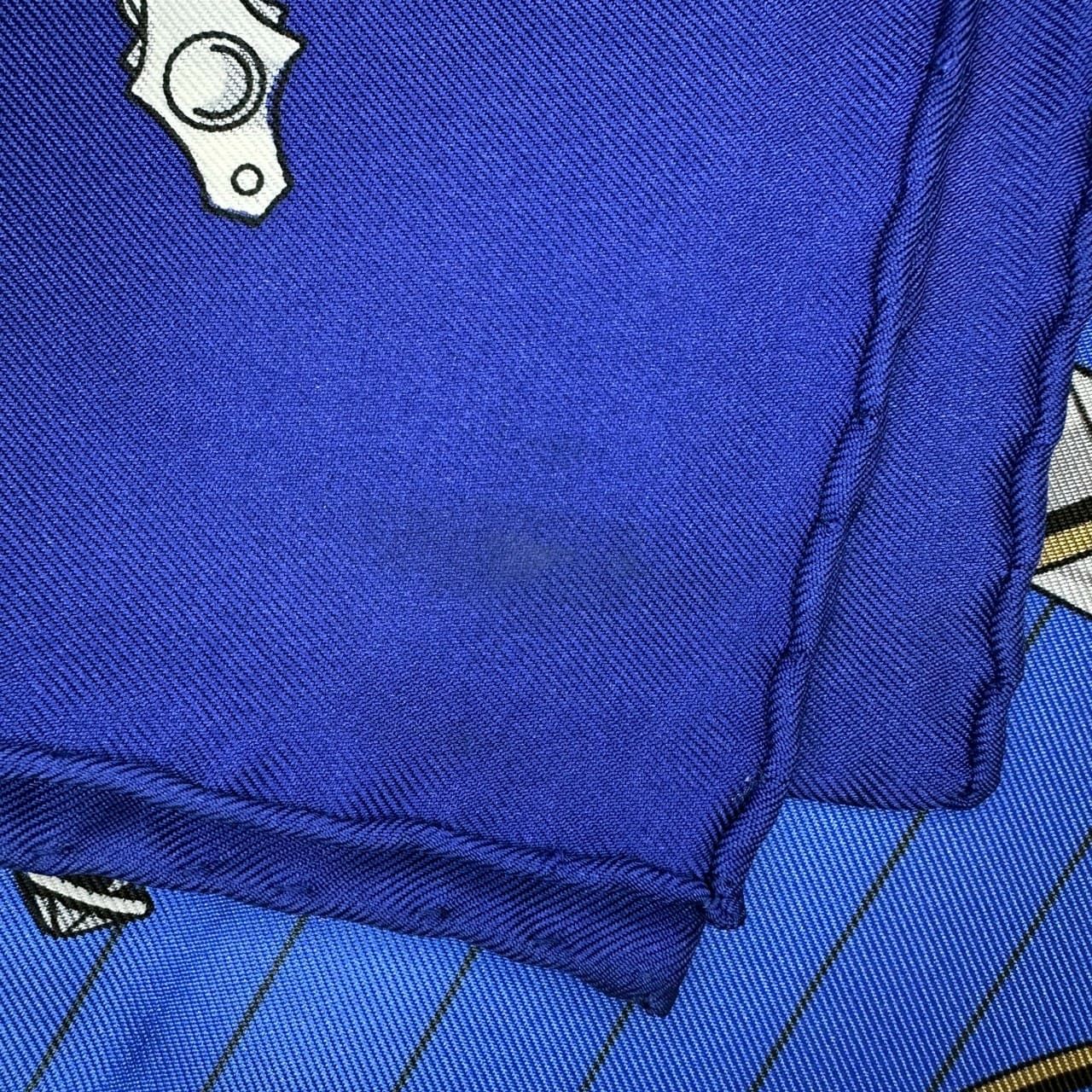 美品 HERMES エルメス カレ90 LES BECANES 自転車 スカーフ シルク