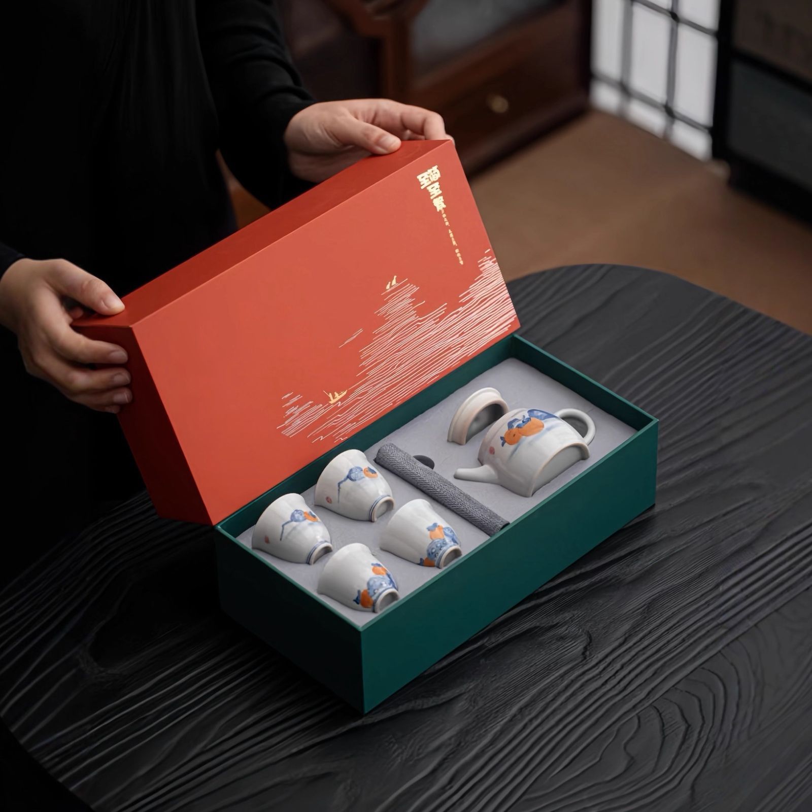 釉下彩手作り堆彫蓮花柄陶磁器急須フルセット 急須茶器