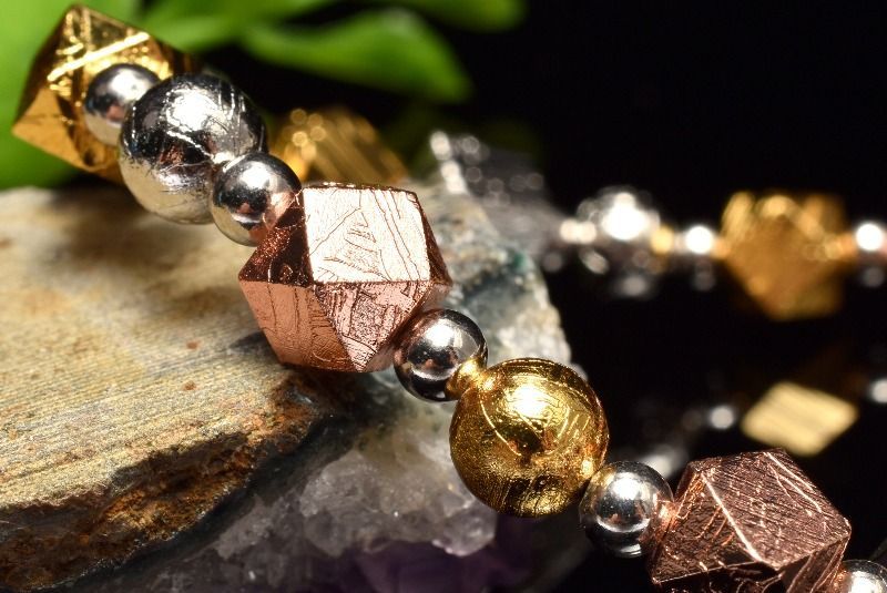 1点物】宇宙からの贈り物 メテオライト(アルタイ隕石) 6(丸玉3.5)mm