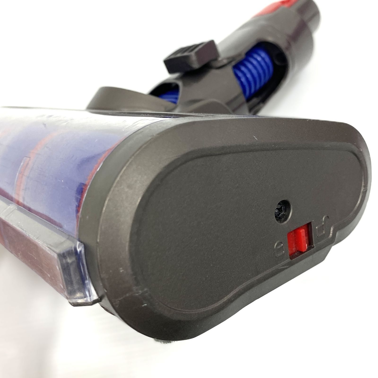 ＊ジャンク＊dyson v7 SV11コードレス掃除機　付属品付き ジャンク品】Dyson コードレスクリーナー SV11 v7 ダイソン コードレス