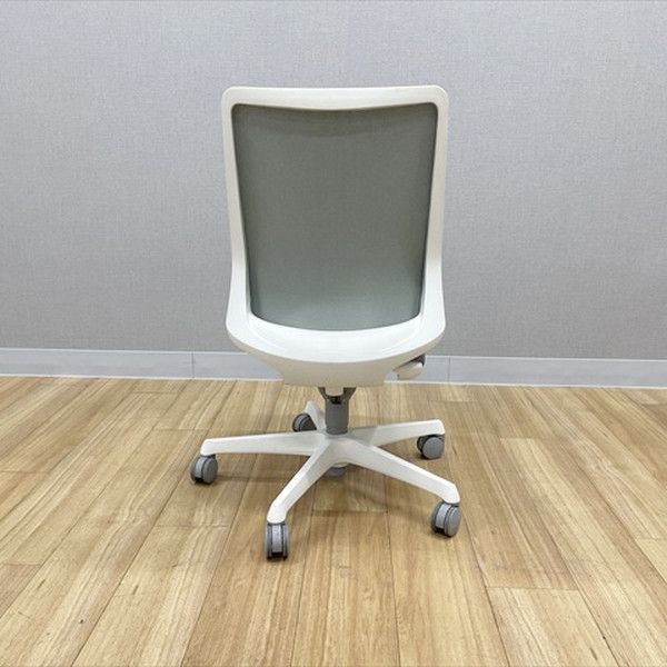  オカムラ フルーエントチェア ローバック 肘無 オフィスチェア グレー テレワーク椅子 オフィスチェア ワークチェア 椅子 チェア