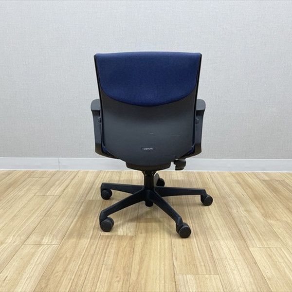 オカムラ エスクードチェア