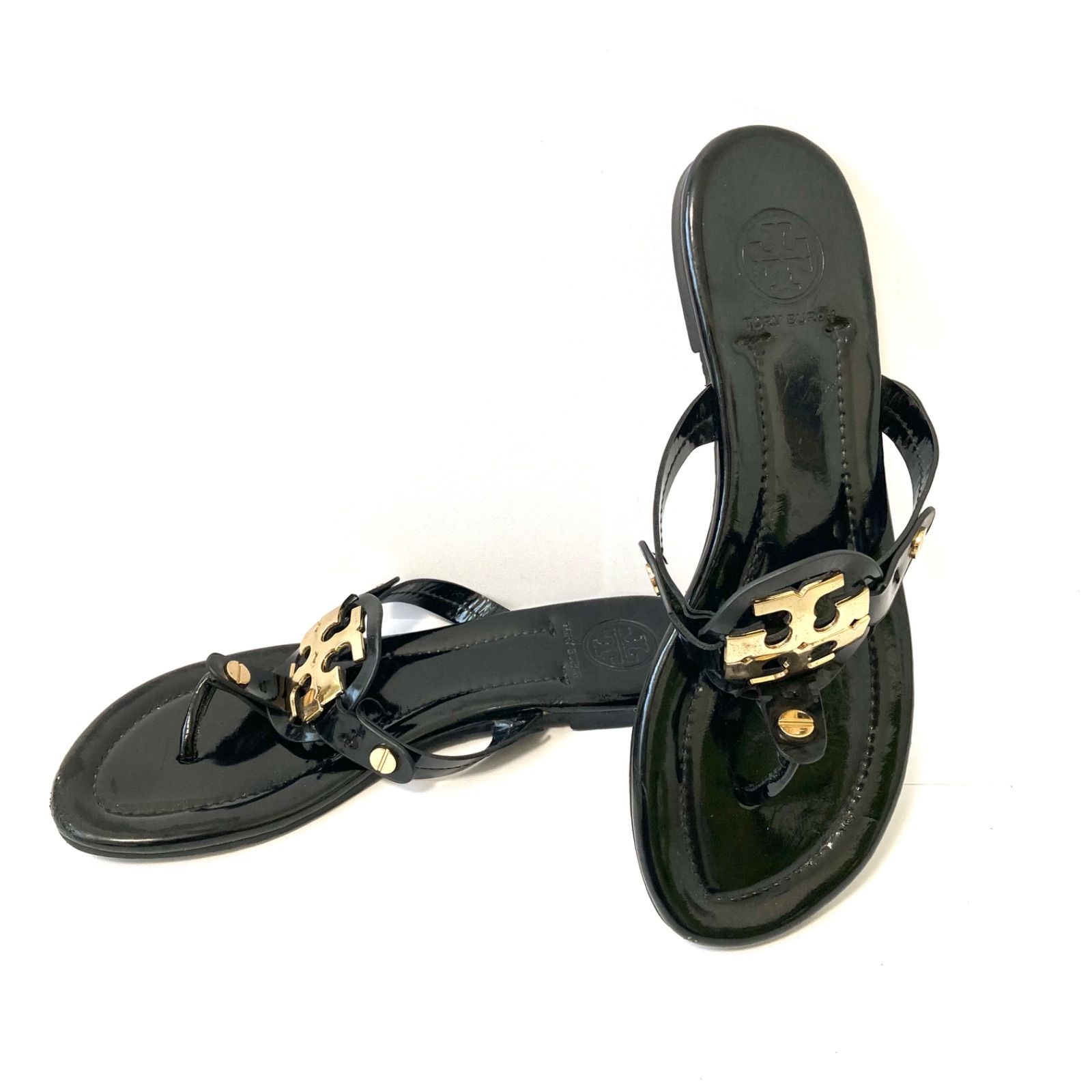 ビッグロゴで抜群の存在感！【TORY BURCH】トリーバーチ ミラー トング