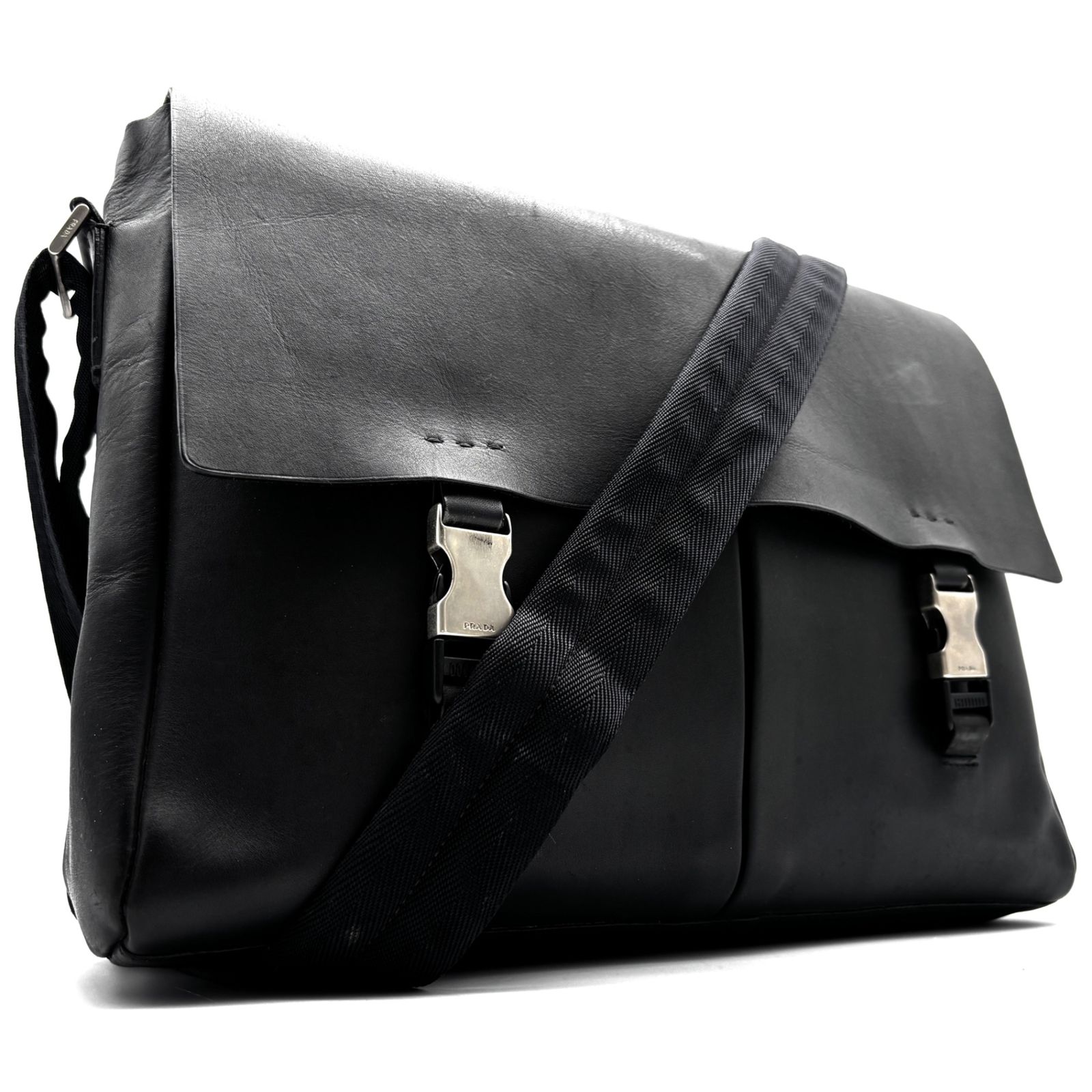 美品 PRADA プラダ ショルダーバッグ メッセンジャーバッグ ビジネス