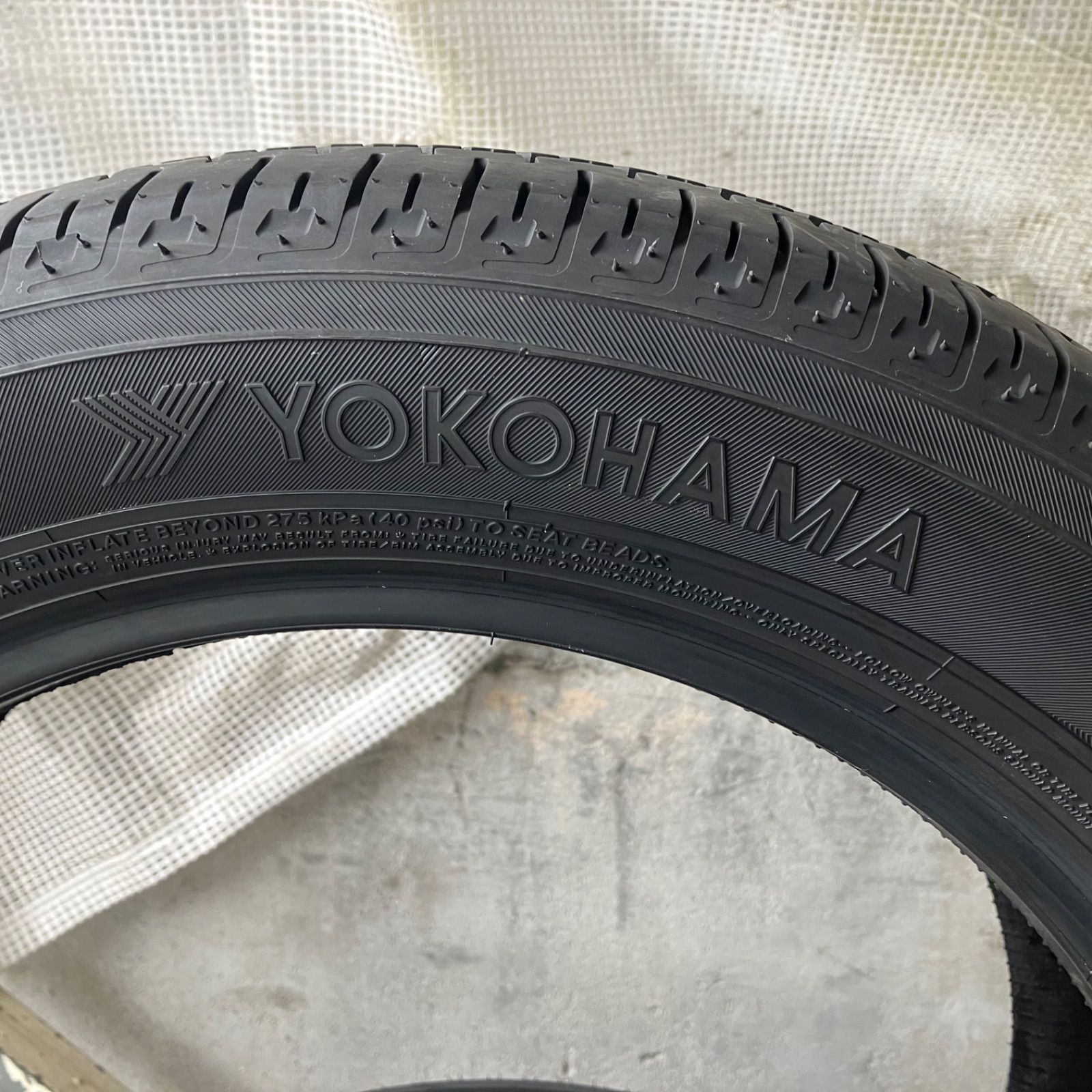 送料込み]225/55R18 98H 2023年製 YOKOHAMA GEOLANDAR SUV G055
