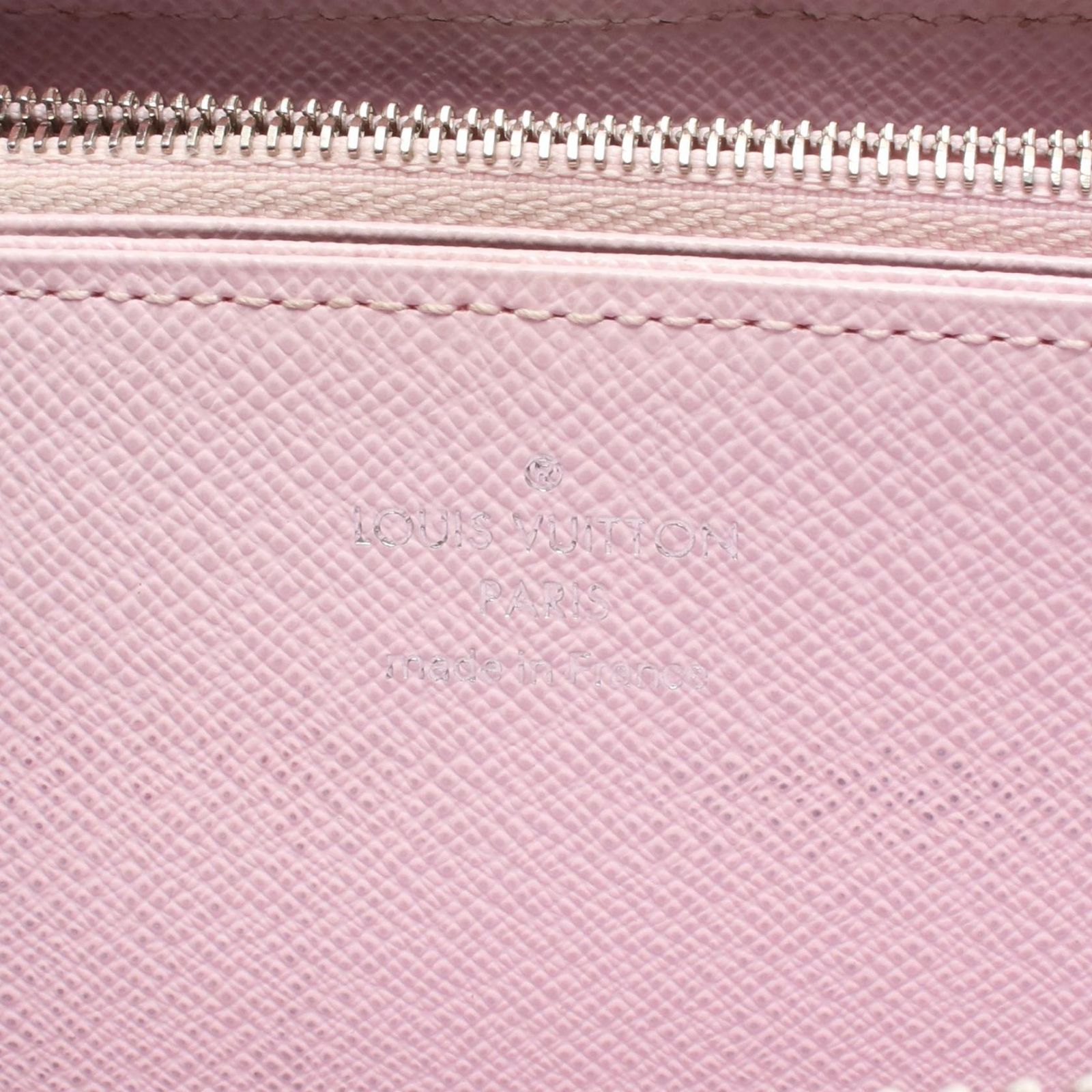 ルイ・ヴィトン LOUIS VUITTON ラウンド長財布 ジッピーウォレット