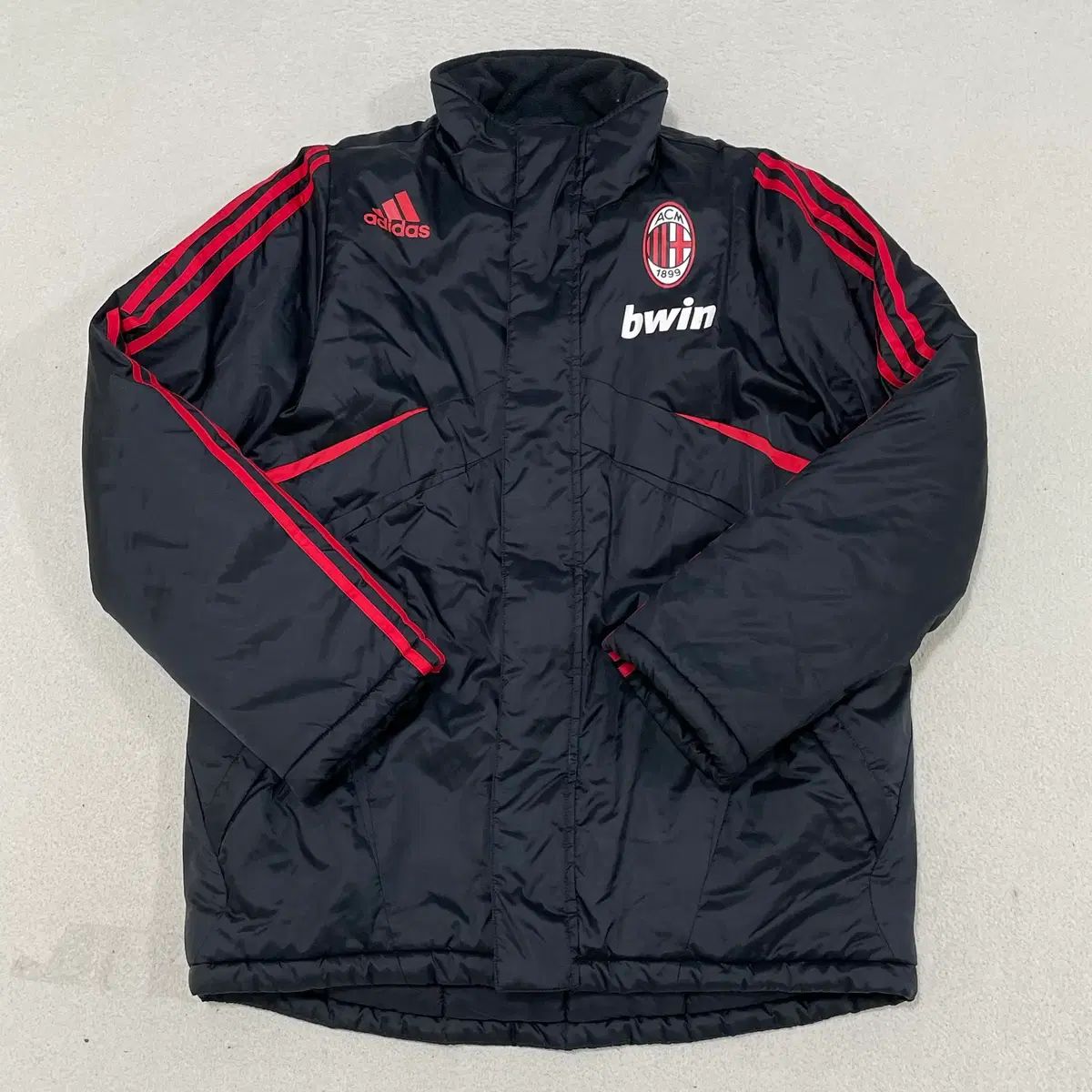 L アディダス ACミラン スタジアム ナイロン ジャケット 0122-2 - メルカリ