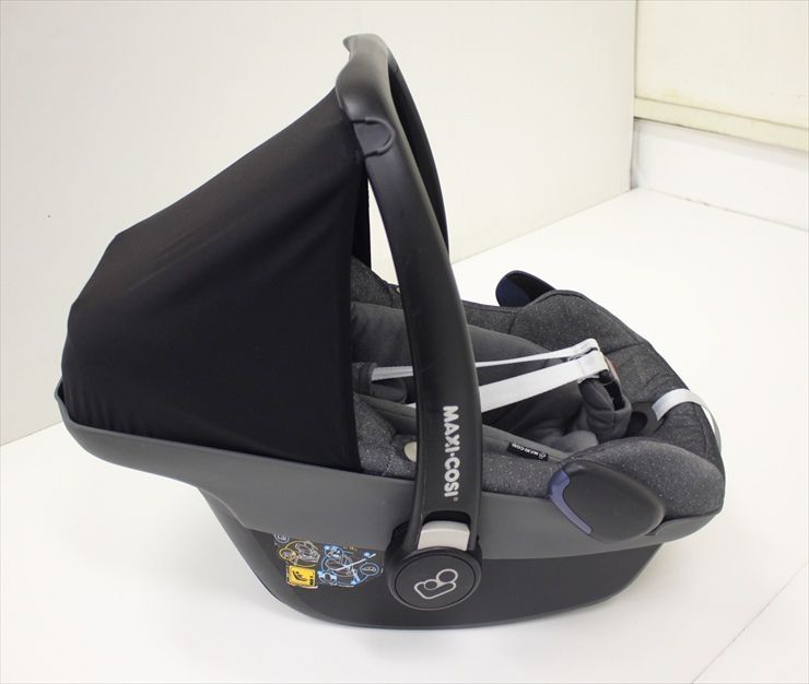 マキシコシ ペブルプラス MAXI-COSI Pebble Plus スパークリンググレー 新生児〜1歳頃 シートベルト固定 クリーニング済み D3523718