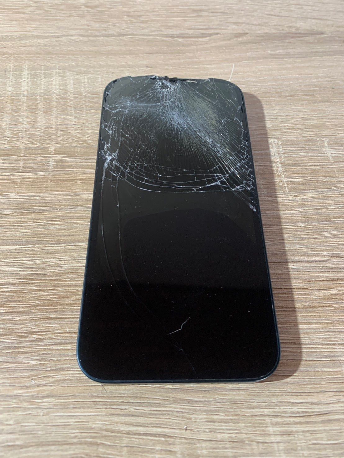 7772 iPhone 13 ブラック ジャンク品 - メルカリ