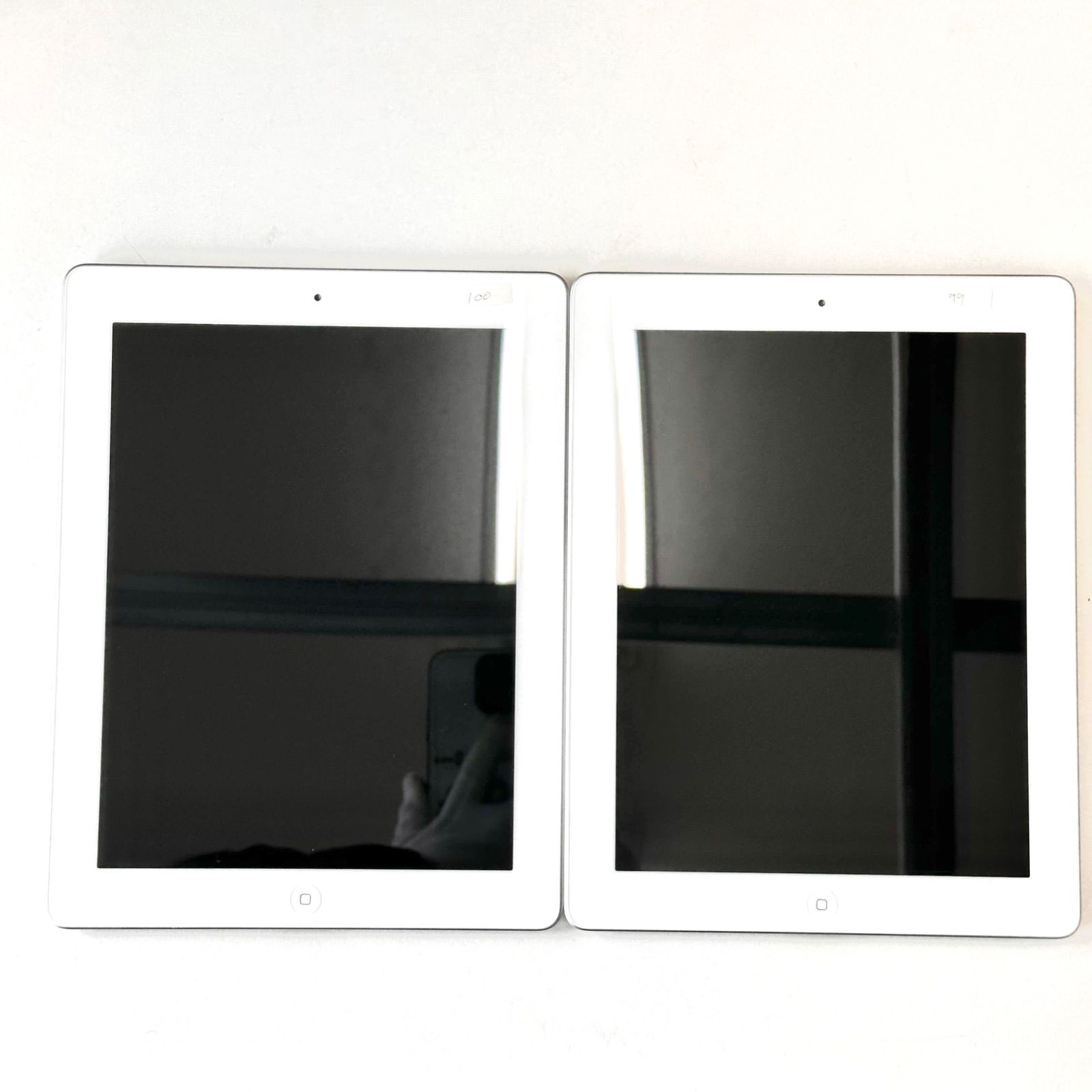 iPad シルバー 画面ひびあり　ジャンク品 動作問題なし 美品】iPad 第2世代 16GB シルバー ジャンク品 2台 - メルカリ