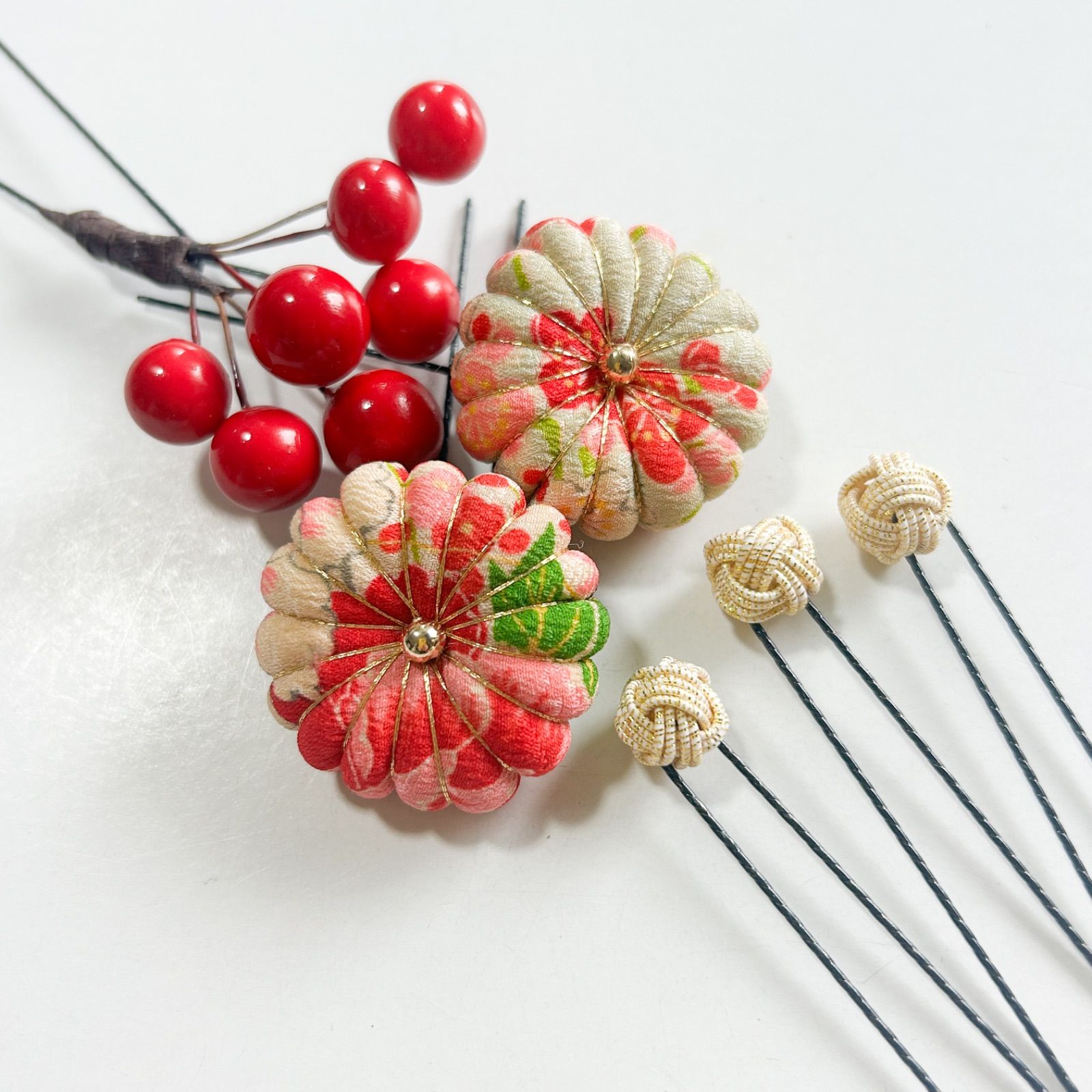 545〕七五三髪飾り 卒業式 成人式 和装 ヘッドドレス アンティーク着物