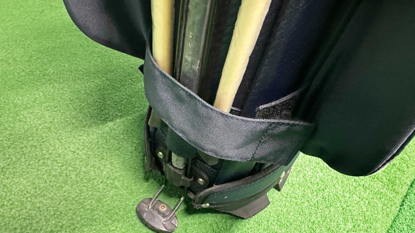  セルフスタンド一体型 ブリヂストン TOUR B キャディバッグ 9 5型 ネイビー クラブケース内蔵 モデル スコアカード ゴルフバッグ キャディバッグ ゴルフ