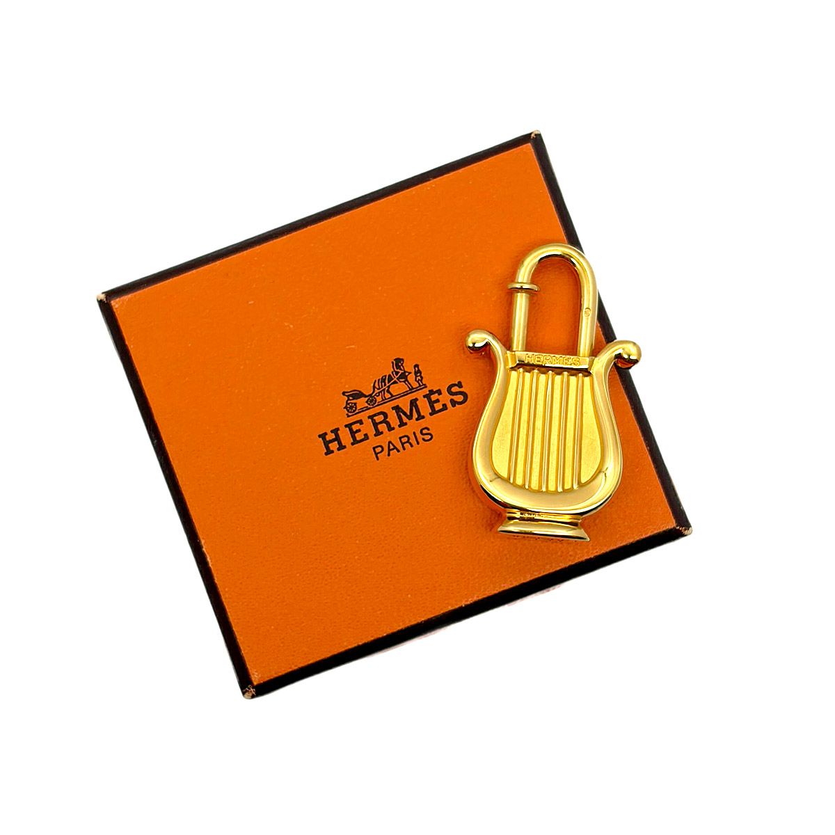 新品同様 エルメス HERMES カデナ チャーム ANNEE DE LA MUSIQUE
