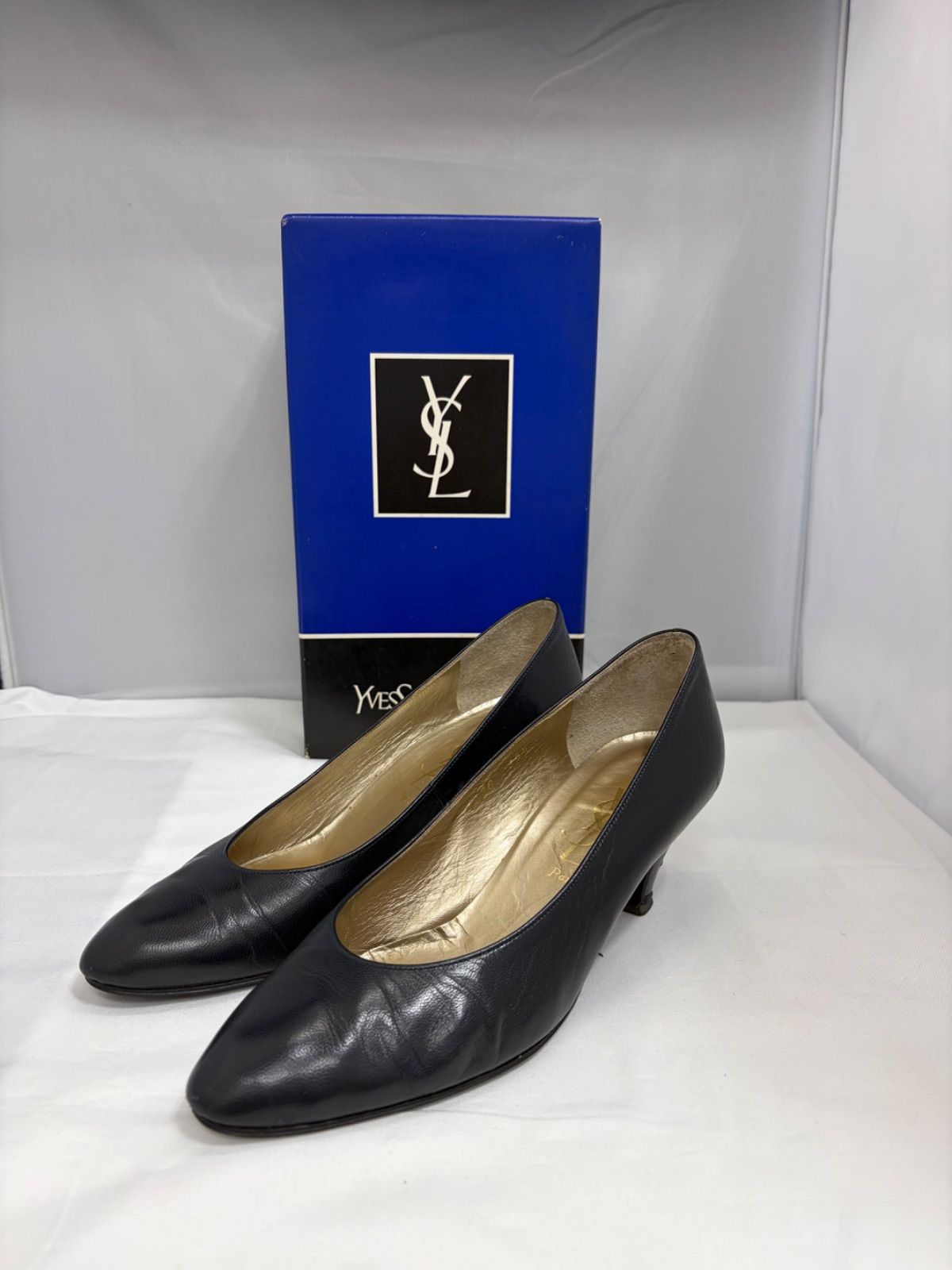 【YSL】未使用品　イヴサンローラン　パンプス　ブラック　36　23cm相当 イヴサンローラン パンプス ブラック 23cm 箱付き レザー ヴィンテージ