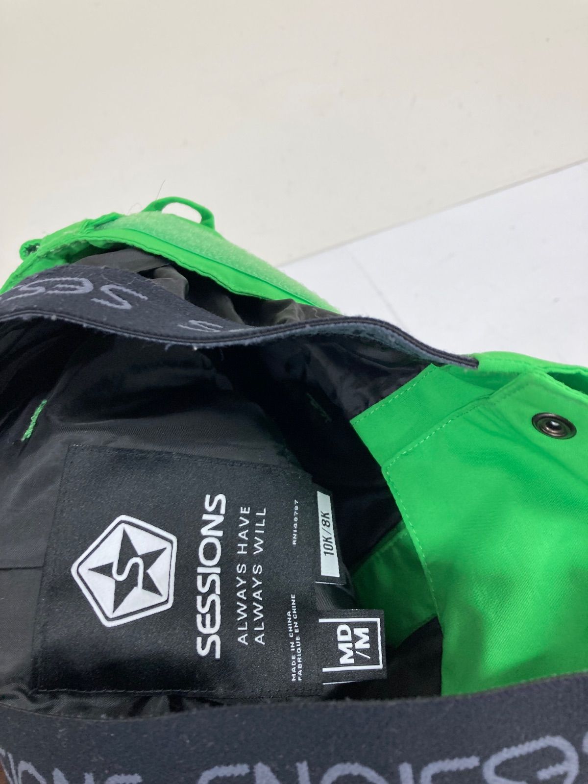 送料無料☆SESSIONS セッションズ 10K/8K☆スキーウェア 上下セット