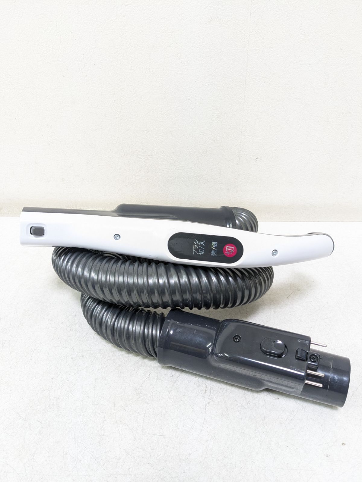 SHARP EC-KP15P-W 紙パック式掃除機 2016年製 - メルカリ