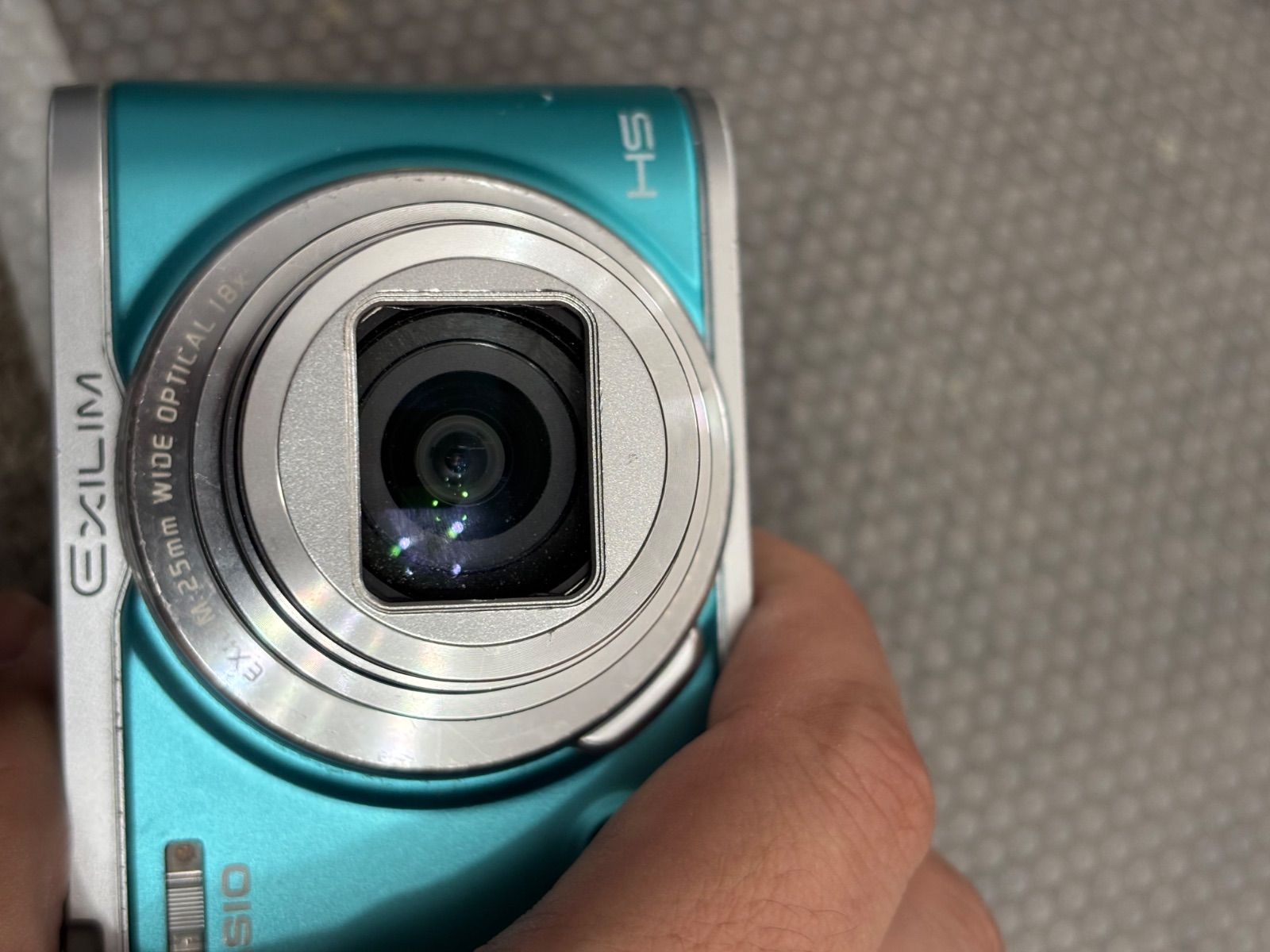 CASIO EXILIM EX-ZR1800 26012541 - メルカリ