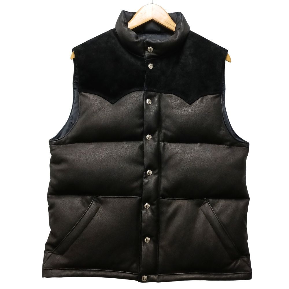 ザ・リアルマッコイズ　ダウンベスト DEERSKIN DOWN VEST 1960年代以降、様々な素材がダウンベストに用い
